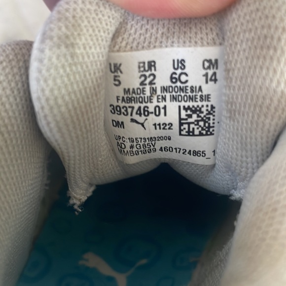 PUMA X Cocomelon sneakers - Size 6C - Picture 7 of 8